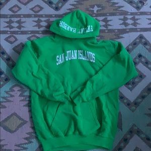 GILDAN SWEAT SHIRT